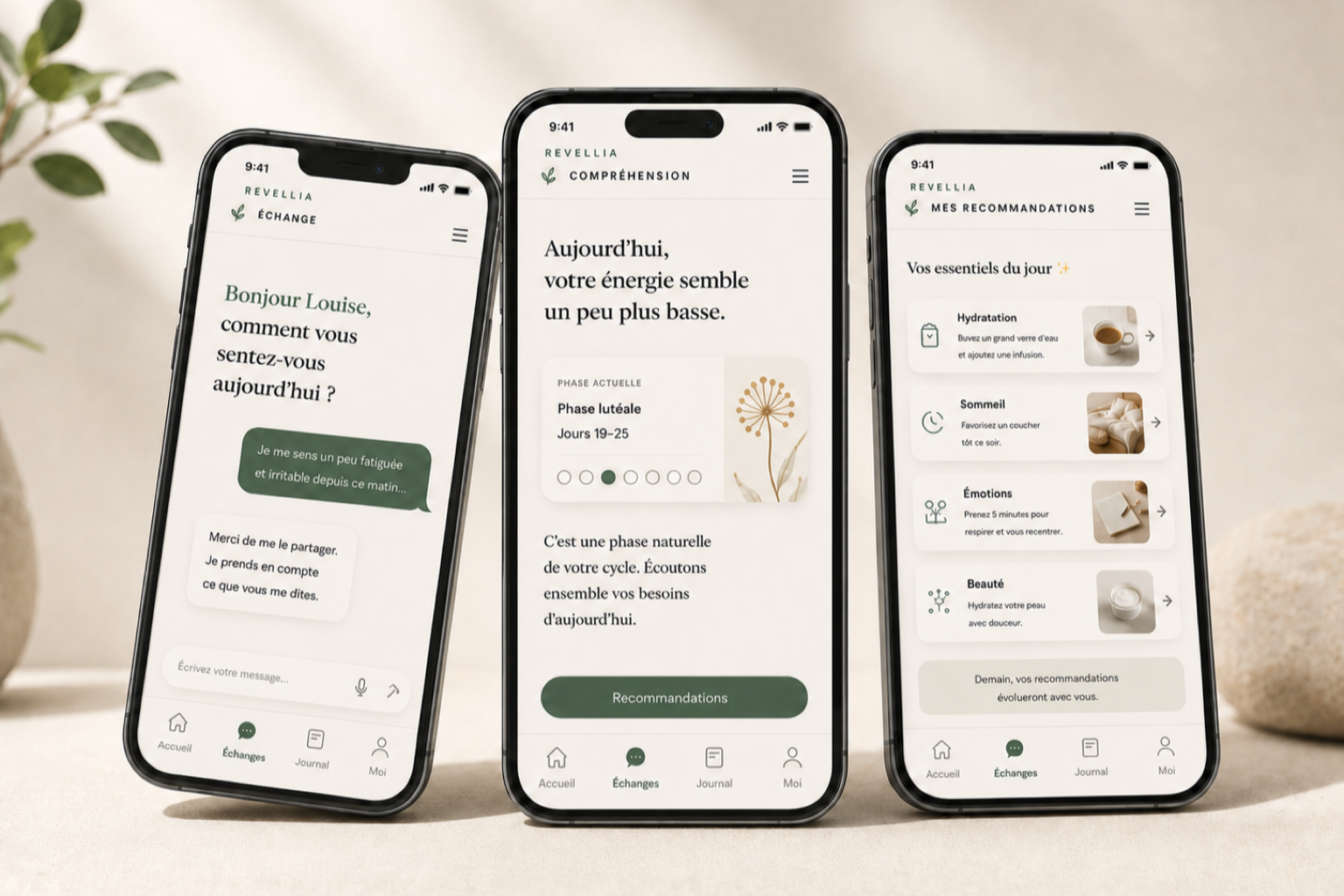 Trois interfaces mobiles Revellia pour l’échange, le contexte et les recommandations